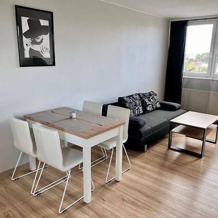 Apartament Piast Ostrów Wielkopolski Buitenkant foto